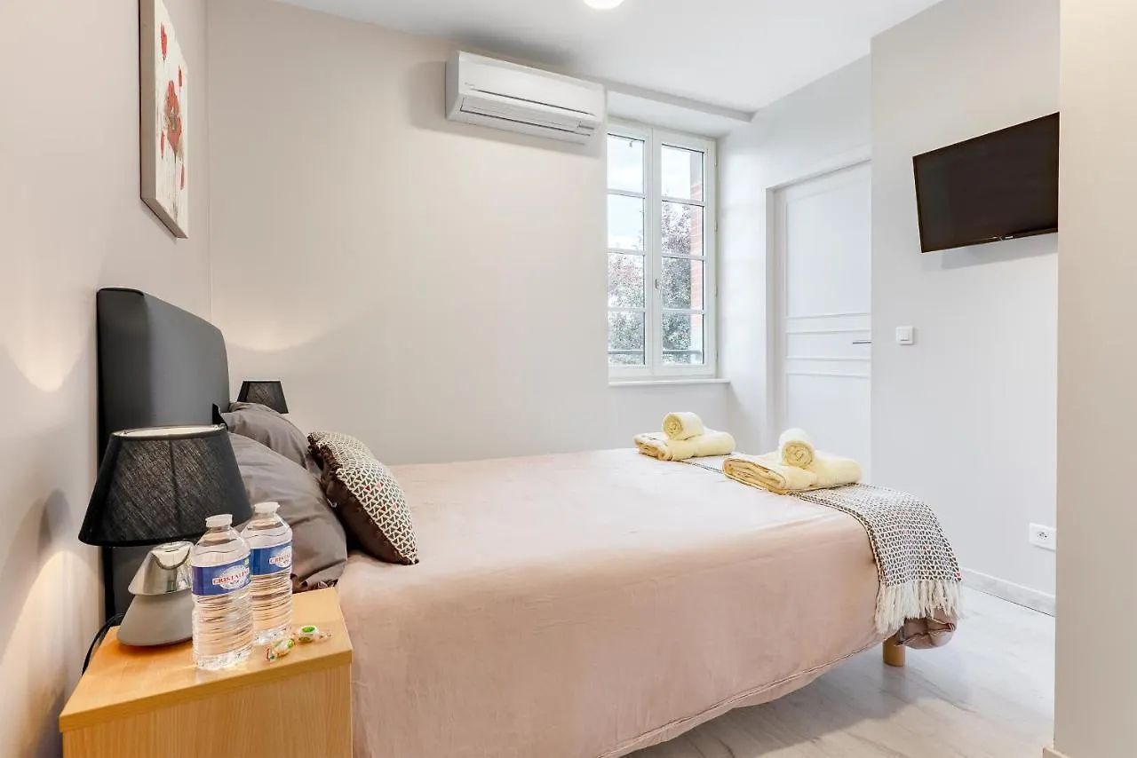 -Maison Calmels-Pmr-7 Chambres Et 7 Sdb - Proche Albi Carmaux Frankrijk